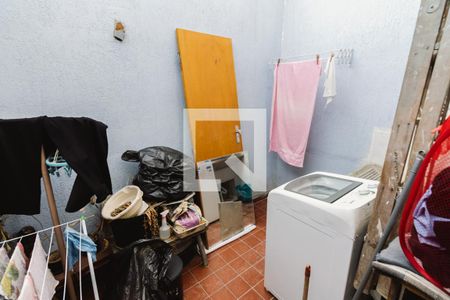 Casa à venda com 240m², 6 quartos e sem vagaCasa 1 Lavanderia