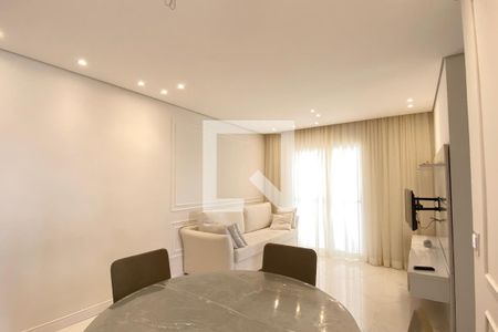 Sala de apartamento para alugar com 2 quartos, 68m² em Jardim Tupanci, Barueri