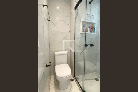 Apartamento para alugar com 68m², 2 quartos e sem vagaBanheiro Corredor