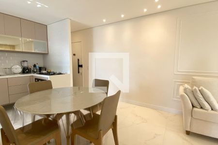 Sala de Jantar de apartamento para alugar com 2 quartos, 68m² em Jardim Tupanci, Barueri