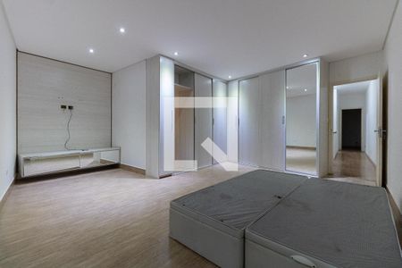 Quarto 1 de casa à venda com 3 quartos, 250m² em Vila Santana, São Paulo