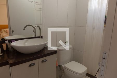 Apartamento à venda com 115m², 3 quartos e 3 vagasBanheiro da Suíte 2 e 3