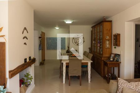 Sala de apartamento à venda com 3 quartos, 115m² em Passo D’areia, Porto Alegre