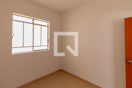 Casa à venda com 178m², 4 quartos e 1 vaga Casa à venda com 178m², 4 quartos e 1 vagaQuarto 2