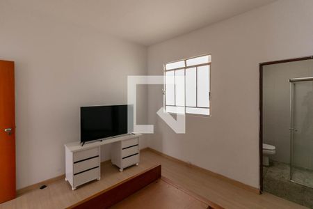 Casa à venda com 178m², 4 quartos e 1 vaga Casa à venda com 178m², 4 quartos e 1 vagaQuarto Suíte