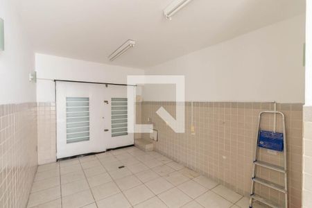 Casa à venda com 178m², 4 quartos e 1 vaga Casa à venda com 178m², 4 quartos e 1 vagaGaragem