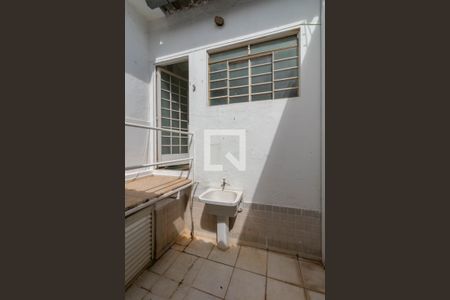 Casa à venda com 178m², 4 quartos e 1 vaga Casa à venda com 178m², 4 quartos e 1 vagaÁrea de Serviço