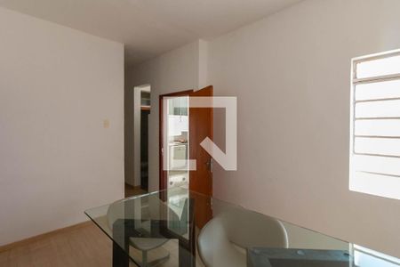 Casa à venda com 178m², 4 quartos e 1 vaga Casa à venda com 178m², 4 quartos e 1 vagaCopa