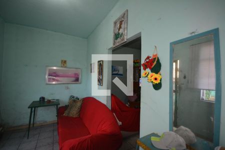 Casa para alugar com 80m², 2 quartos e sem vagaSala