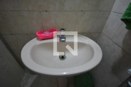 Casa para alugar com 80m², 2 quartos e sem vagaBanheiro