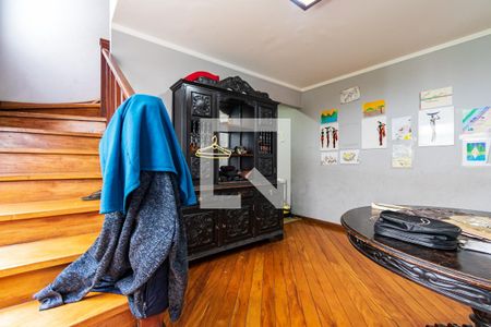 Sala de TV de casa à venda com 5 quartos, 400m² em Jabaquara, São Paulo