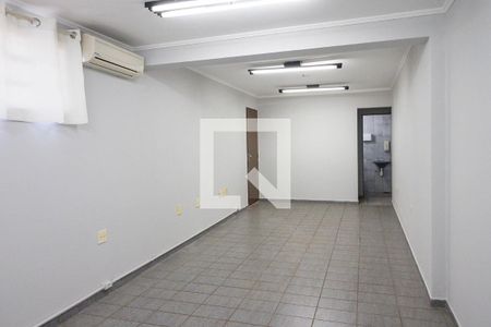 Casa para alugar com 179m², 3 quartos e 3 vagas Casa para alugar com 179m², 3 quartos e 3 vagasSala 2