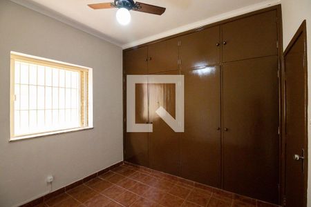 Casa para alugar com 179m², 3 quartos e 3 vagas Casa para alugar com 179m², 3 quartos e 3 vagasQuarto 3