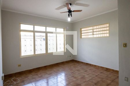 Casa para alugar com 179m², 3 quartos e 3 vagas Casa para alugar com 179m², 3 quartos e 3 vagasSala 1