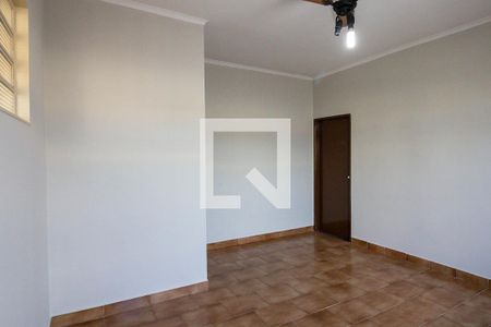 Casa para alugar com 179m², 3 quartos e 3 vagas Casa para alugar com 179m², 3 quartos e 3 vagasSala 1
