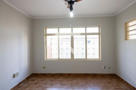 Casa para alugar com 179m², 3 quartos e 3 vagas Casa para alugar com 179m², 3 quartos e 3 vagasSala 1