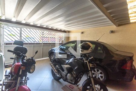 Casa à venda com 231m², 3 quartos e 1 vaga Casa à venda com 231m², 3 quartos e 1 vagaGaragem