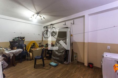 Casa à venda com 231m², 3 quartos e 1 vaga Casa à venda com 231m², 3 quartos e 1 vagaÁrea de serviço