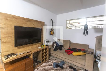 Casa à venda com 231m², 3 quartos e 1 vaga Casa à venda com 231m², 3 quartos e 1 vagaQuarto extra