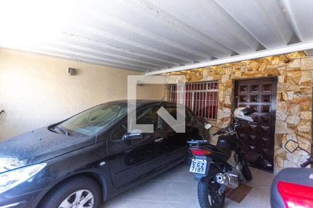 Casa à venda com 231m², 3 quartos e 1 vaga Casa à venda com 231m², 3 quartos e 1 vagaGaragem