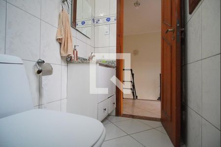 Casa à venda com 200m², 3 quartos e 1 vagabanheiro suíte  