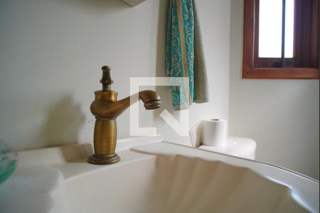 Lavabo  de casa à venda com 3 quartos, 200m² em Jardim São Pedro, Porto Alegre