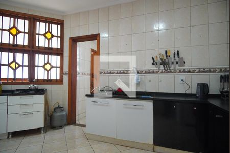 Casa à venda com 200m², 3 quartos e 1 vagaCozinha