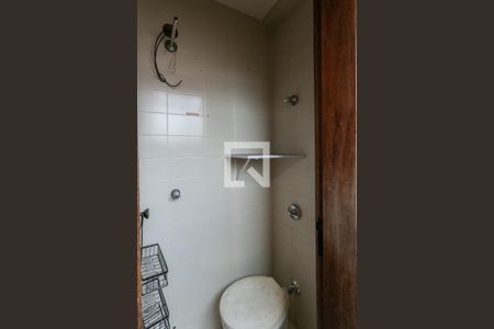 Apartamento para alugar com 100m², 3 quartos e 2 vagasBanheiro de Serviço