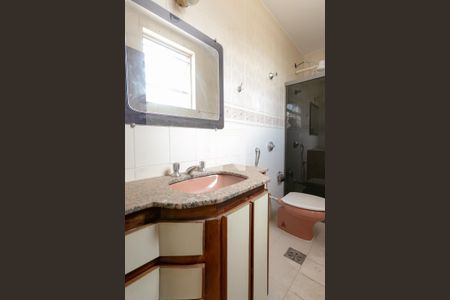 Apartamento para alugar com 100m², 3 quartos e 2 vagasBanheiro da Suíte