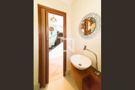 Apartamento para alugar com 144m², 3 quartos e 2 vagas Apartamento para alugar com 144m², 3 quartos e 2 vagasLavabo