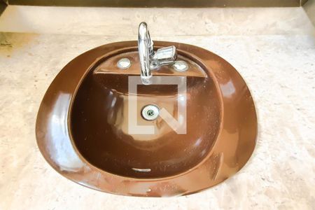 Apartamento para alugar com 144m², 3 quartos e 2 vagas Apartamento para alugar com 144m², 3 quartos e 2 vagasDetalhe do banheiro Suite