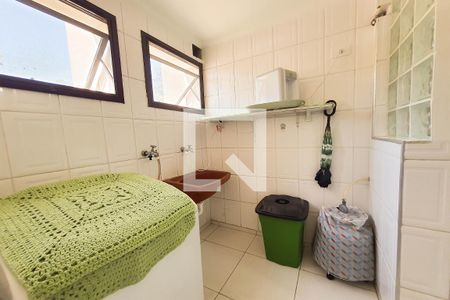 Apartamento para alugar com 144m², 3 quartos e 2 vagas Apartamento para alugar com 144m², 3 quartos e 2 vagasÁrea de Serviço