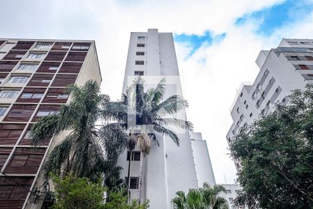 Apartamento à venda com 132m², 3 quartos e 2 vagas Apartamento à venda com 132m², 3 quartos e 2 vagasFachada