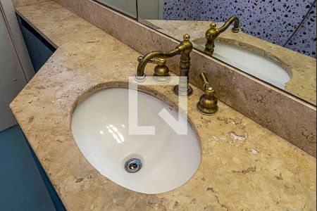 Apartamento à venda com 132m², 3 quartos e 2 vagas Apartamento à venda com 132m², 3 quartos e 2 vagasBanheiro Social