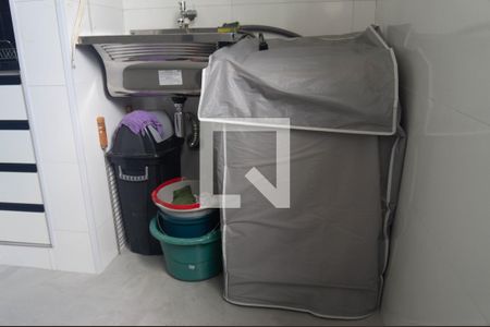 Apartamento à venda com 64m², 2 quartos e 1 vaga Apartamento à venda com 64m², 2 quartos e 1 vagaÁrea de Serviço