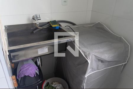 Apartamento à venda com 64m², 2 quartos e 1 vaga Apartamento à venda com 64m², 2 quartos e 1 vagaÁrea de Serviço