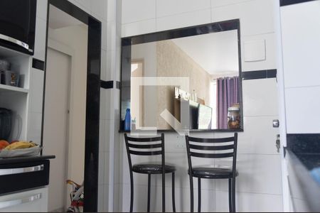 Apartamento à venda com 64m², 2 quartos e 1 vaga Apartamento à venda com 64m², 2 quartos e 1 vagaCozinha