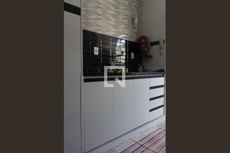 Apartamento à venda com 64m², 2 quartos e 1 vaga Apartamento à venda com 64m², 2 quartos e 1 vagaCozinha