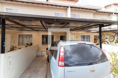 Casa de condomínio à venda com 60m², 2 quartos e 1 vagaGaragem