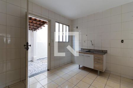 Casa de condomínio à venda com 60m², 2 quartos e 1 vagaCozinha