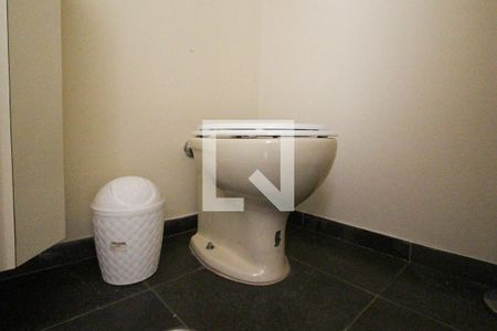 Lavabo  de apartamento para alugar com 3 quartos, 115m² em Indianópolis, São Paulo