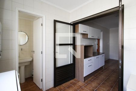 Apartamento para alugar com 115m², 3 quartos e 2 vagas Apartamento para alugar com 115m², 3 quartos e 2 vagasÁrea de Serviço
