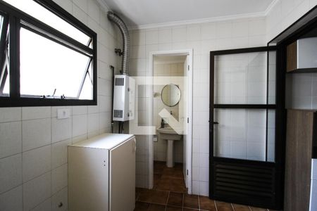 Apartamento para alugar com 115m², 3 quartos e 2 vagas Apartamento para alugar com 115m², 3 quartos e 2 vagasÁrea de Serviço