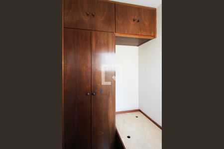 Apartamento para alugar com 115m², 3 quartos e 2 vagas Apartamento para alugar com 115m², 3 quartos e 2 vagasQuarto de Serviço