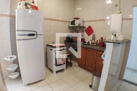 Apartamento para alugar com 140m², 3 quartos e sem vaga Apartamento para alugar com 140m², 3 quartos e sem vagaCozinha