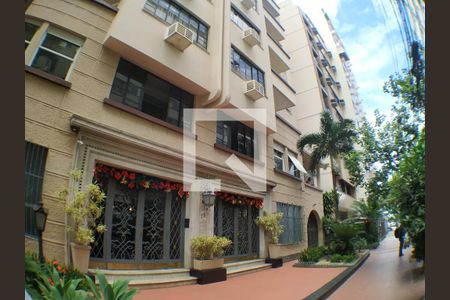 Apartamento para alugar com 140m², 3 quartos e sem vaga Apartamento para alugar com 140m², 3 quartos e sem vagaFachada