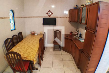 Apartamento para alugar com 140m², 3 quartos e sem vaga Apartamento para alugar com 140m², 3 quartos e sem vagaCozinha