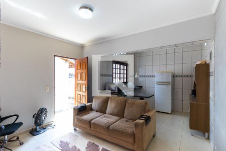 Casa à venda com 170m², 4 quartos e 3 vagasEdícula - Sala