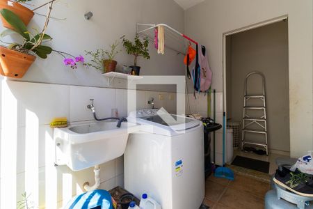 Casa à venda com 170m², 4 quartos e 3 vagasÁrea de serviço