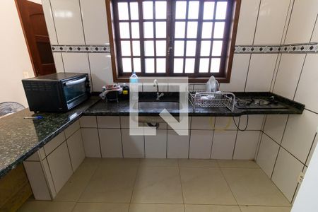 Casa à venda com 170m², 4 quartos e 3 vagasEdícula - Cozinha